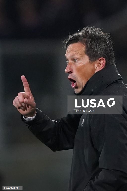 Futebol: Vitória de Guimarães v Benfica