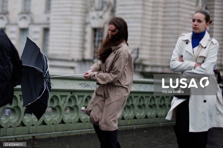 A tempestade Nelson leva ventos fortes a Londres