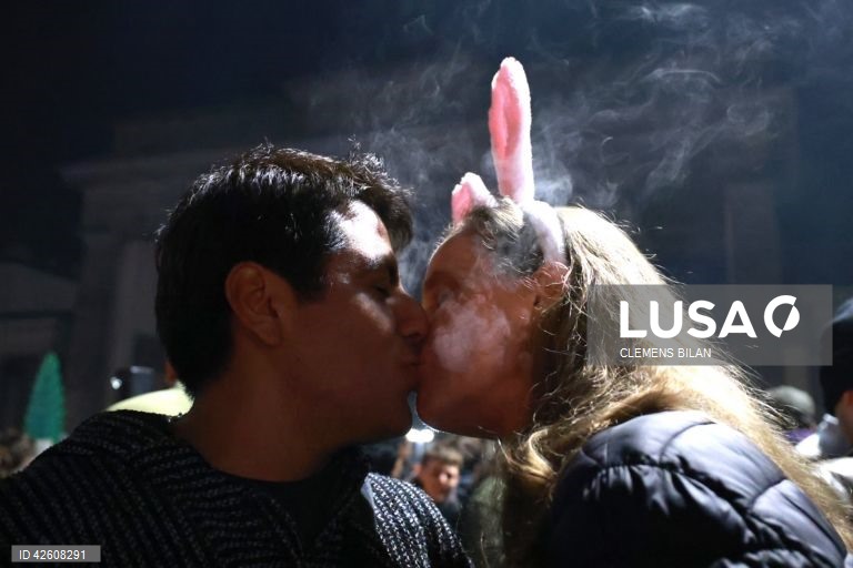 Alemanha aprova descriminalização da canabis 