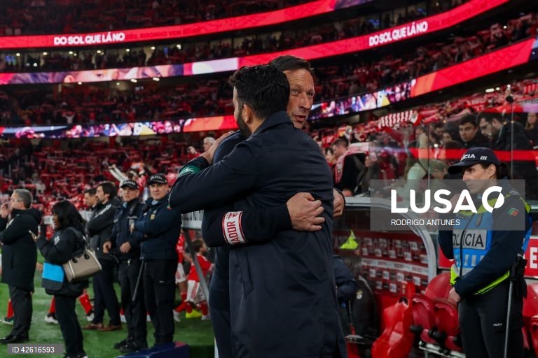O Sporting qualificou-se hoje pela 30.ª vez para a final da Taça de Portugal em futebol, ao empatar 2-2 no reduto do Benfica, em encontro da segunda mão das meias-finais, disputado no Estádio da Luz, em Lisboa.