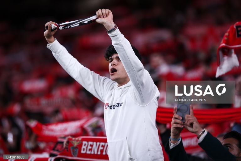 O Sporting qualificou-se hoje pela 30.ª vez para a final da Taça de Portugal em futebol, ao empatar 2-2 no reduto do Benfica, em encontro da segunda mão das meias-finais, disputado no Estádio da Luz, em Lisboa.