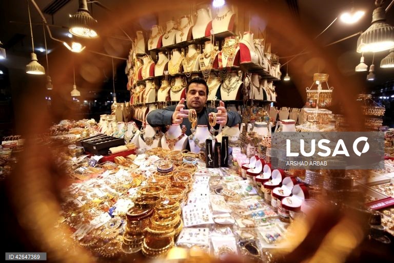 Paquistão: preparativos para a celebração do Eid al-Fitr 