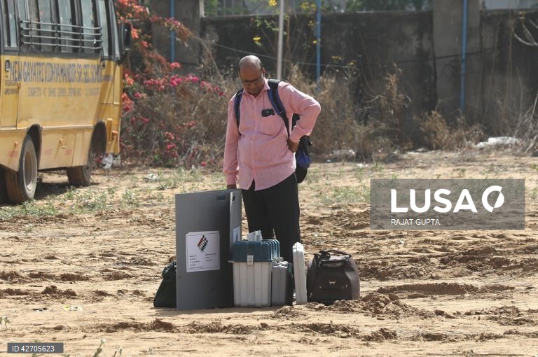 Índia começa a votar nas eleições gerais