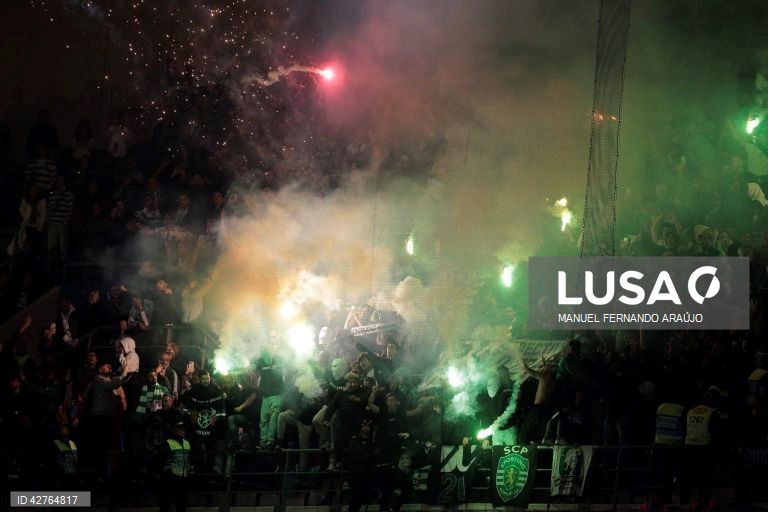 O líder Sporting colocou-se hoje a cinco pontos do 20.º título de campeão português de futebol, ao empatar 2-2 no reduto do FC Porto, com um ‘bis’ de Viktor Gyokeres a acabar, na 31.ª jornada da I Liga.