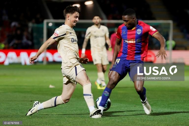 Futebol: Desportivo de Chaves vs FC Porto 