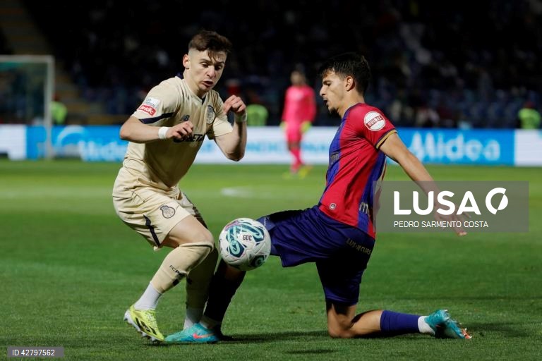 Futebol: Desportivo de Chaves vs FC Porto 