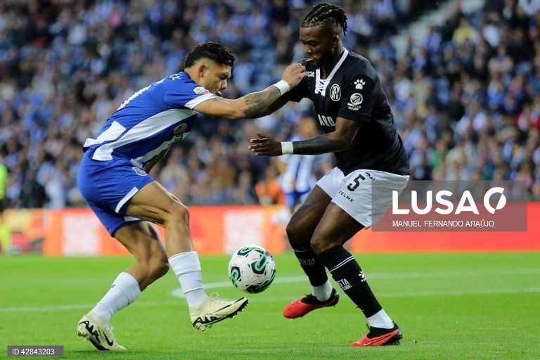  O FC Porto segurou hoje o terceiro lugar da I Liga de futebol, ao vencer em casa ao Boavista no dérbi portuense da 33.ª e penúltima jornada, com um golo do avançado iraniano Taremi, aos 90+8 minutos.
