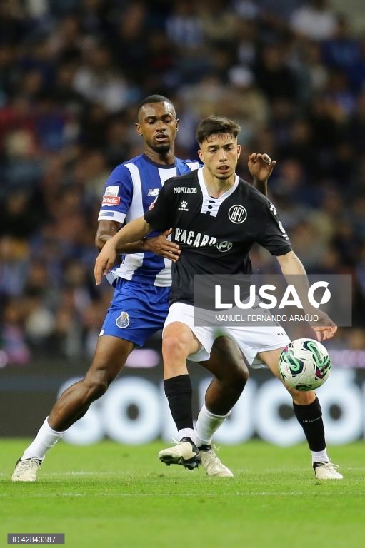  O FC Porto segurou hoje o terceiro lugar da I Liga de futebol, ao vencer em casa ao Boavista no dérbi portuense da 33.ª e penúltima jornada, com um golo do avançado iraniano Taremi, aos 90+8 minutos.
