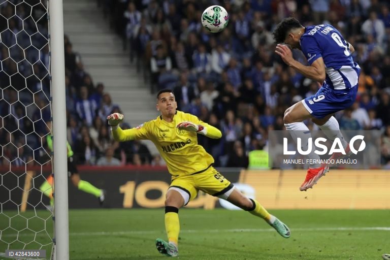  O FC Porto segurou hoje o terceiro lugar da I Liga de futebol, ao vencer em casa ao Boavista no dérbi portuense da 33.ª e penúltima jornada, com um golo do avançado iraniano Taremi, aos 90+8 minutos.