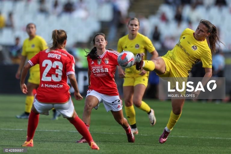 Benfica vence o Racing Power e conquista a Taça de Portugal de futebol feminino