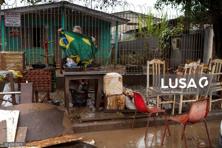 Brasil: Rescaldo das cheias do Rio Grande do Sul