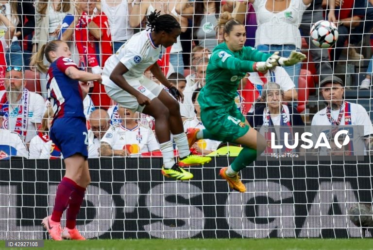 FC Barcelona vence Liga dos Campeões feminina de futebol