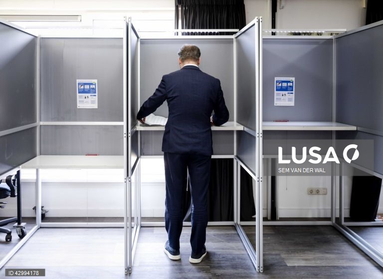 Países Baixos votam para as eleições europeias