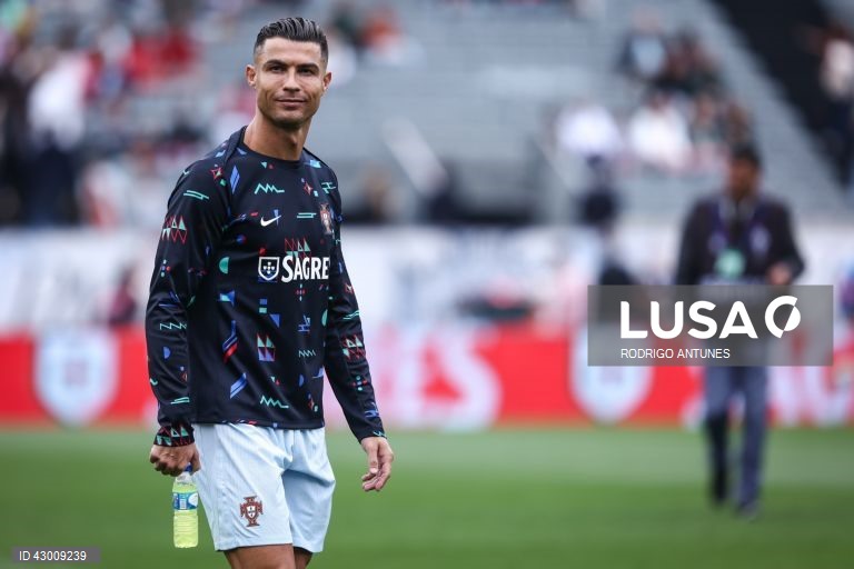 A seleção portuguesa de futebol perdeu hoje com a Croácia, por 2-1, no segundo jogo de preparação para o Euro2024, no regresso, 10 anos depois, ao Estádio Nacional, em Oeiras.