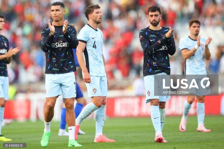 A seleção portuguesa de futebol perdeu hoje com a Croácia, por 2-1, no segundo jogo de preparação para o Euro2024, no regresso, 10 anos depois, ao Estádio Nacional, em Oeiras.