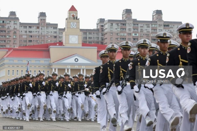 Celebrações do centenário da Academia Militar da República da China (ROC) (celebrações do centenário da Academia Militar de Whampoa) no interior da Academia Militar da República da China (ROC) em Kaohsiung, Taiwan,
