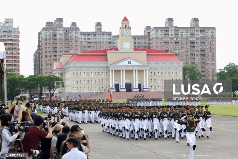 Celebrações do centenário da Academia Militar da República da China (ROC) (celebrações do centenário da Academia Militar de Whampoa) no interior da Academia Militar da República da China (ROC) em Kaohsiung, Taiwan,