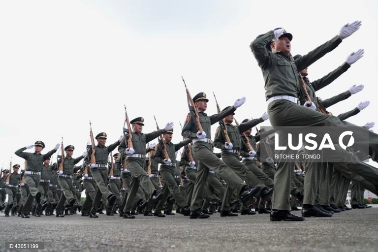 Celebrações do centenário da Academia Militar da República da China (ROC) (celebrações do centenário da Academia Militar de Whampoa) no interior da Academia Militar da República da China (ROC) em Kaohsiung, Taiwan,