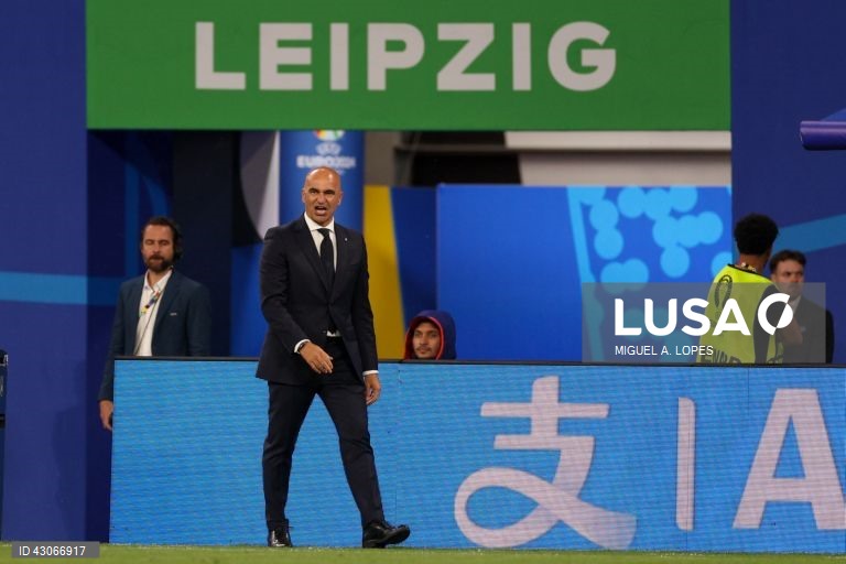 O extremo Francisco Conceição selou hoje, nos descontos, a vitória de Portugal sobre a República Checa (2-1) na estreia no Euro2024 de futebol, apontando o 58.º tento luso em fases finais da competição.