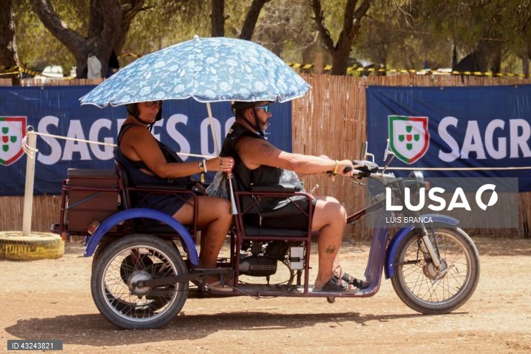 Motards à chegada para participarem na 42ª Concentração Motard de Faro 2024, 19 de Julho de 2024. LUIS BRANCA/LUSA