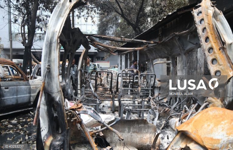 Bangladesh: recolher obrigatório em todo o país