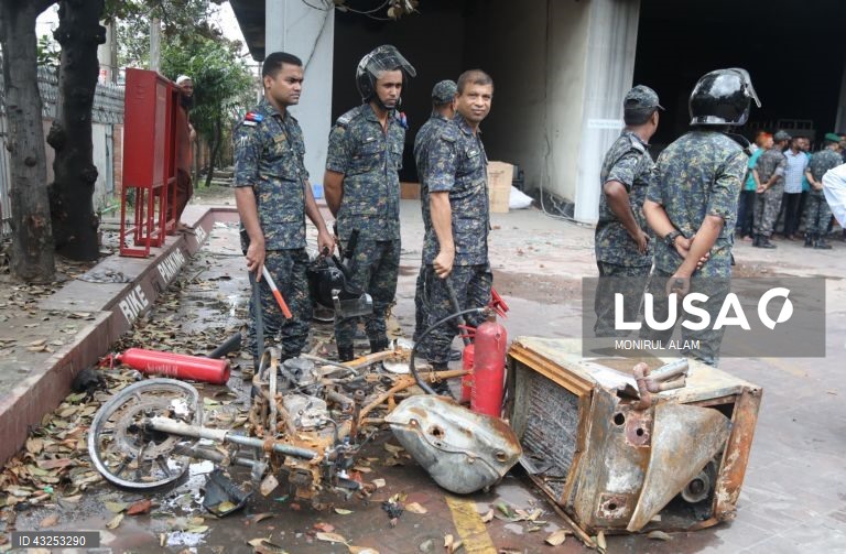 Bangladesh: recolher obrigatório em todo o país