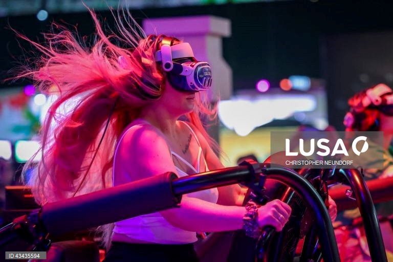 Feira de jogos de computador e vídeo Gamescom em Colónia