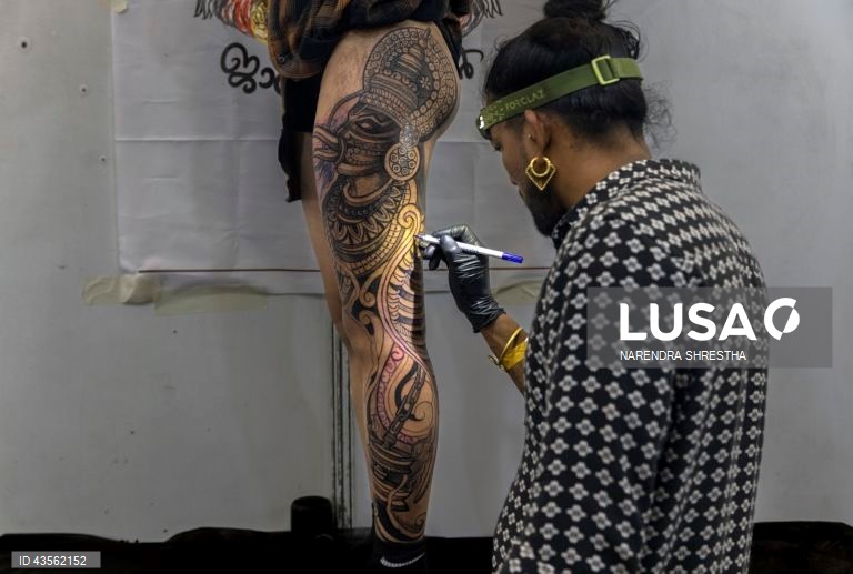 Nepal: Encontro de tatuadores dos Himalaias em Katmandu