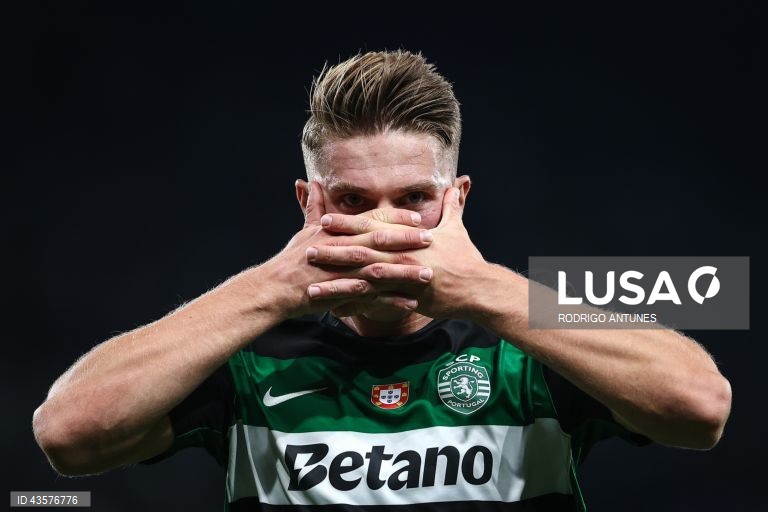 O Sporting estreou-se hoje com um triunfo na fase de liga da edição 2024/25 da Liga dos Campeões em futebol, ao vencer em casa os franceses do Lille por 2-0, em encontro da primeira jornada.