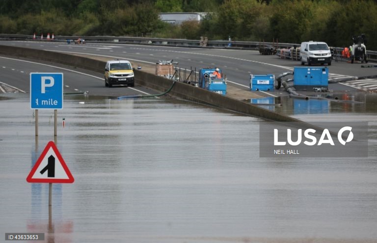 Alertas de inundações na sequência de chuvas fortes em Inglaterra