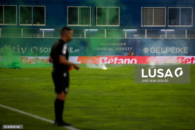 O Sporting venceu hoje por 3-0 na visita ao Estoril Praia, na abertura da sétima jornada da I Liga portuguesa de futebol, e continua a somar triunfos em todos os jogos disputados no campeonato.
