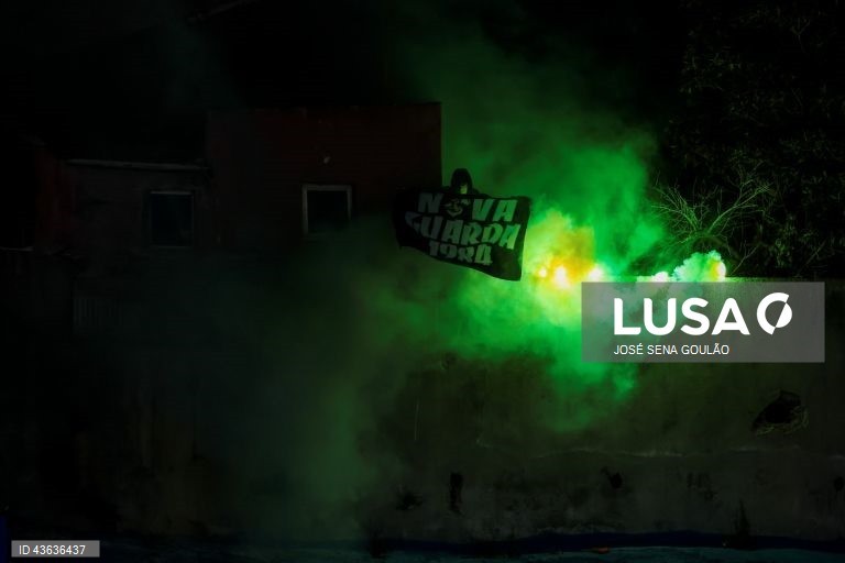 O Sporting venceu hoje por 3-0 na visita ao Estoril Praia, na abertura da sétima jornada da I Liga portuguesa de futebol, e continua a somar triunfos em todos os jogos disputados no campeonato.