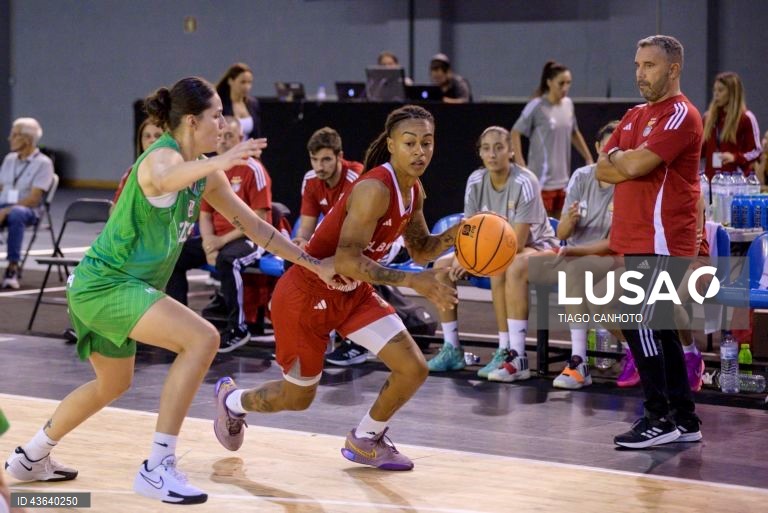 Supertaça feminina de basquetebol: Benfica vence o Gdessa Barreiro e conquista o troféu