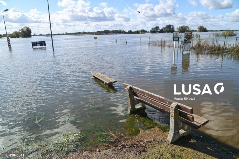 Polónia: Subida dos niveis da água do Rio Oder