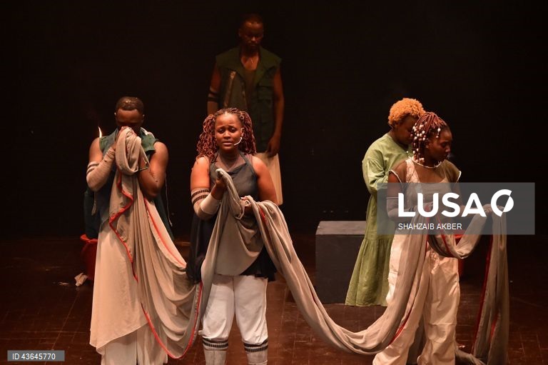 Paquistão: Festival Mundial de Cultura em Carachi