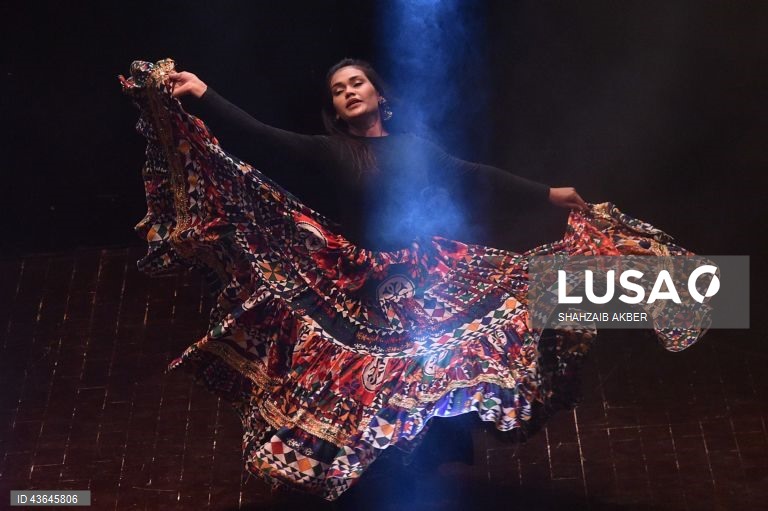 Paquistão: Festival Mundial de Cultura em Carachi