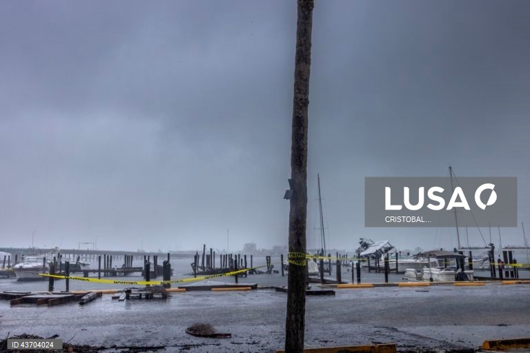 Passagem do furacão Milton pela Flórida