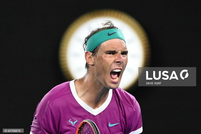 Rafael Nadal anuncia a sua retirada do ténis em novembro