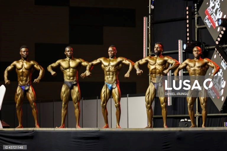 Quénia: Concurso de culturismo em Nairobi