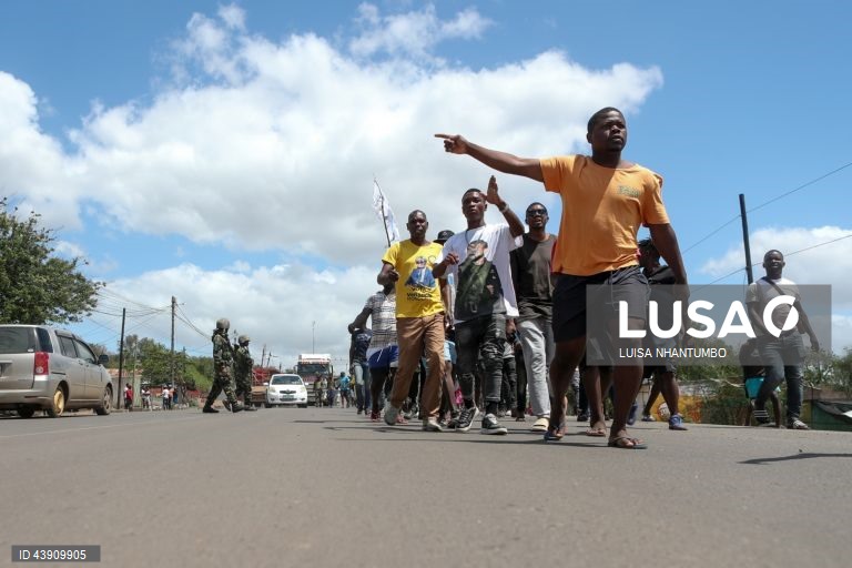 Moçambique: Manifestantes cortam acesso à principal fronteira com a África do Sul 