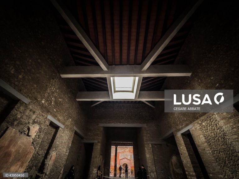 Itália: Reabertura da Casa da Fonte Pequena em Pompeia após trabalhos de restauro