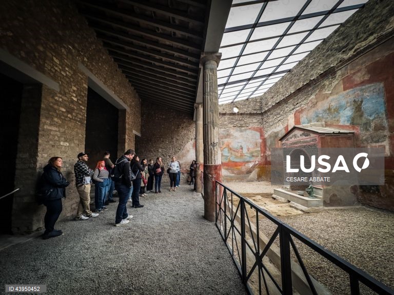 Itália: Reabertura da Casa da Fonte Pequena em Pompeia após trabalhos de restauro