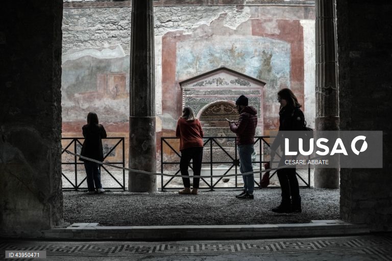 Itália: Reabertura da Casa da Fonte Pequena em Pompeia após trabalhos de restauro