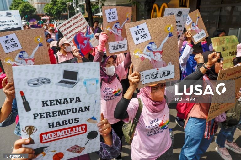 Indonésia: Manifestação em Jacarta contra a violência sobre as mulheres