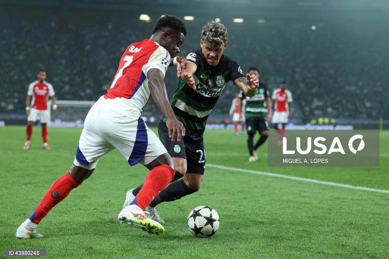 O Sporting sofreu hoje a primeira derrota na edição 2024/25 da Liga dos Campeões em futebol, ao ser goleado por 5-1 na receção aos ingleses do Arsenal, em encontro da quinta jornada da fase de liga.