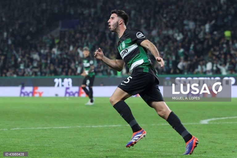 O Sporting sofreu hoje a primeira derrota na edição 2024/25 da Liga dos Campeões em futebol, ao ser goleado por 5-1 na receção aos ingleses do Arsenal, em encontro da quinta jornada da fase de liga.