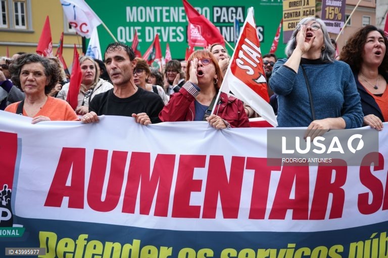 CGTP-IN: Concentração em frente à Assembleia da República
