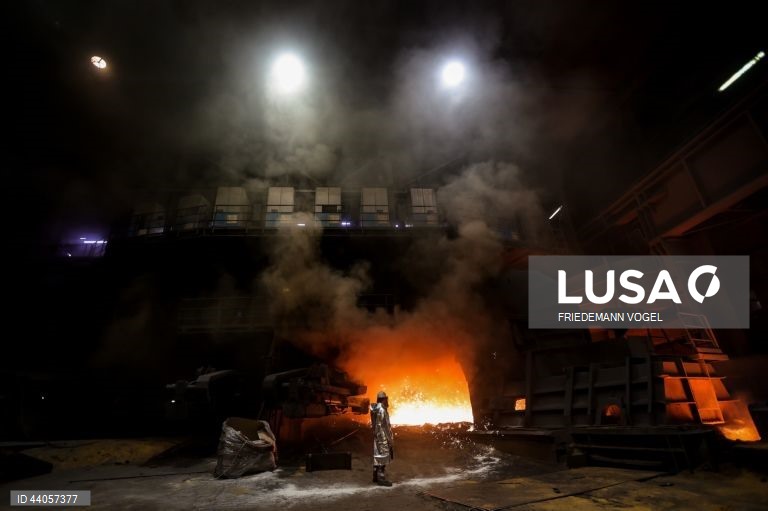 Alemanha: Fábrica de aço da ThyssenKrupp em Duisburg