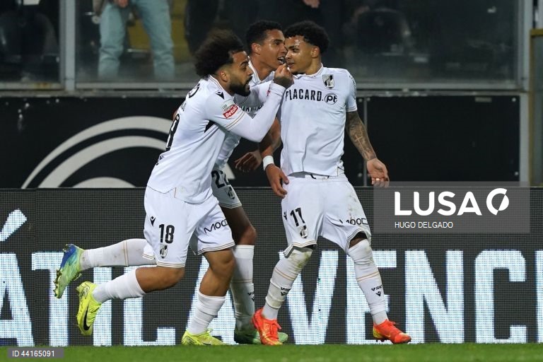 I Liga - Sporting empata com Vitória de Guimarães e coloca em risco liderança isolada