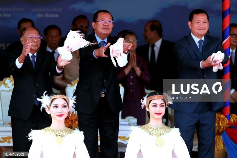 Camboja: Celebrações dos 46 anos do fim do regime khmer vermelho